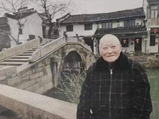 ​国家文艺泰斗丰碑奖——冯启龙作品展